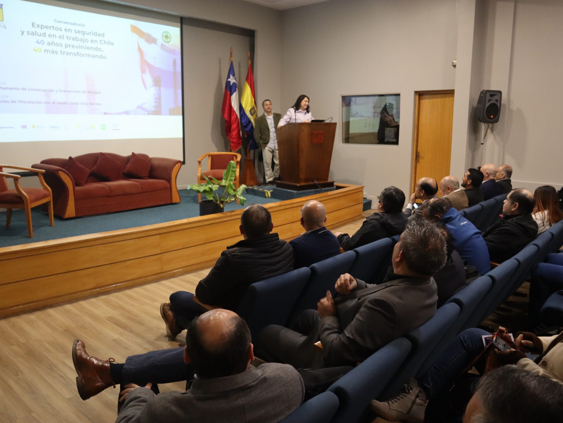 Seminario USM reunió a expertos para reflexionar sobre los desafíos de la prevención de riesgos en Chile