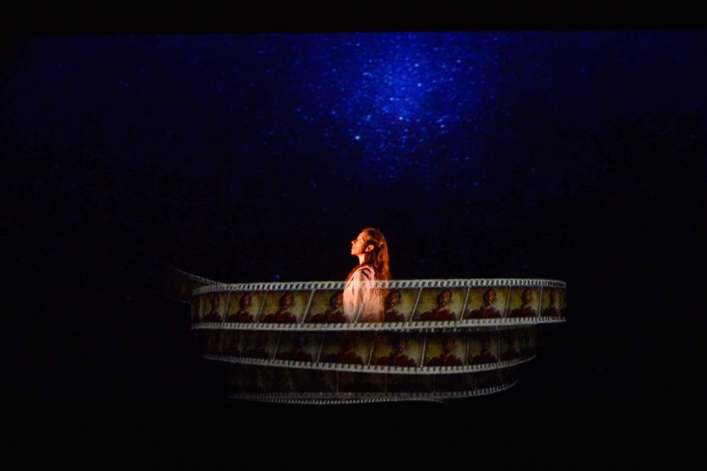 Teatrocinema presenta la aplaudida obra “La contadora de películas”